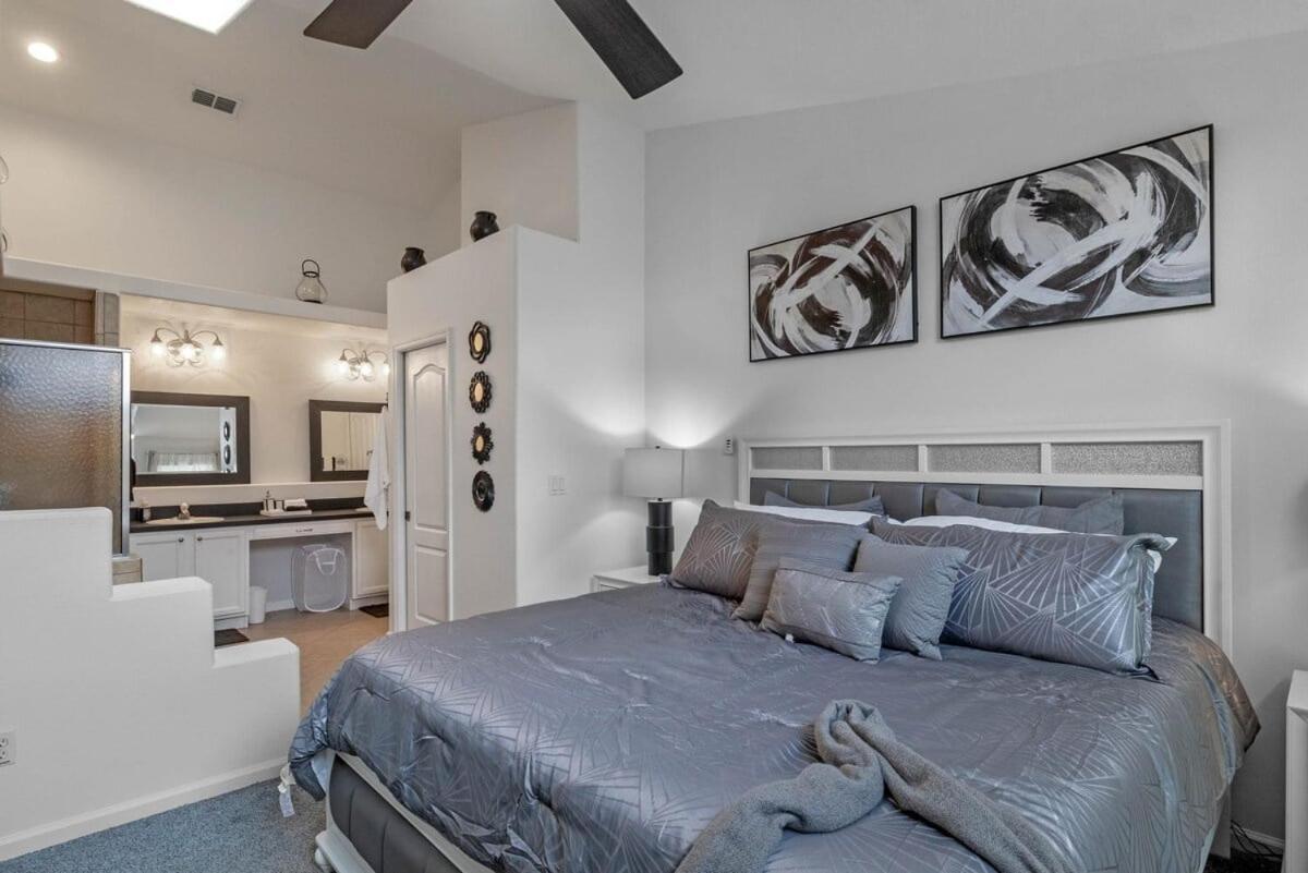 Wonderful Weston Hills Se Facing Pool * Orlando