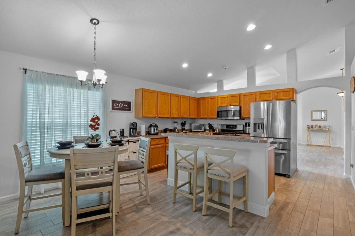 Wonderful Weston Hills Se Facing Pool Villa Orlando