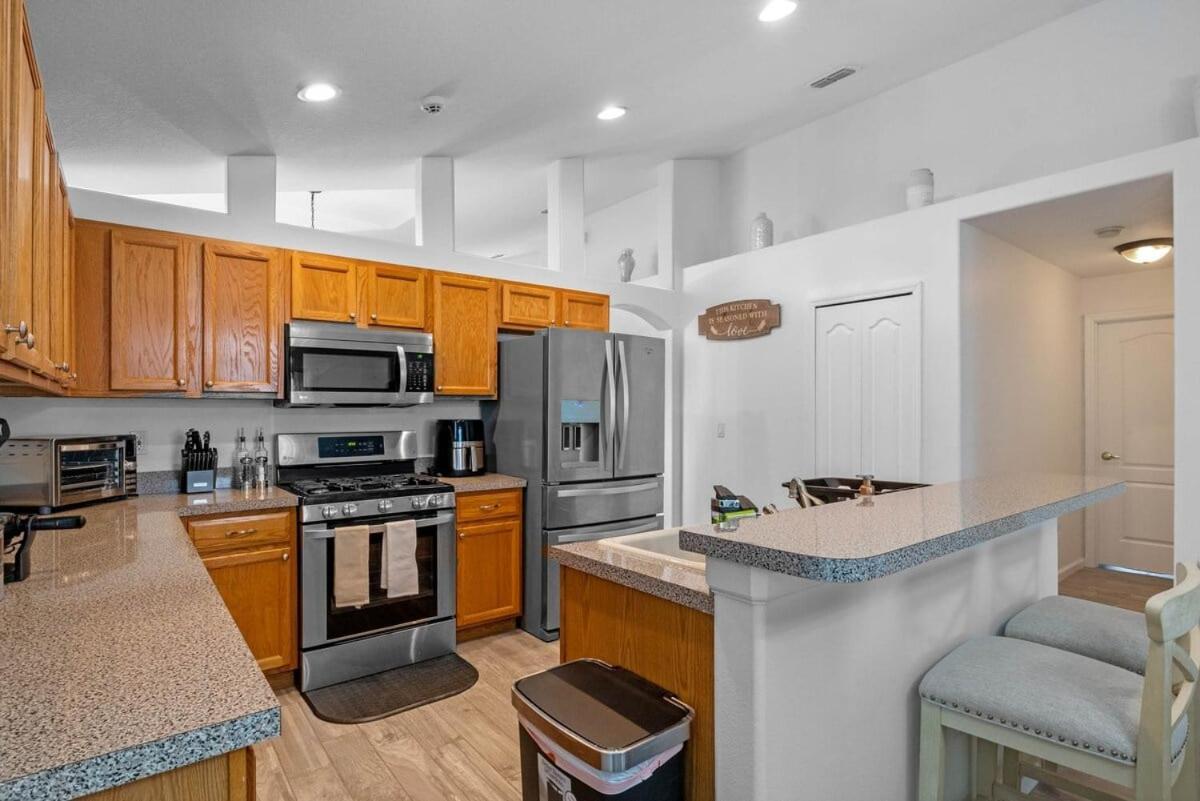 Wonderful Weston Hills Se Facing Pool Orlando