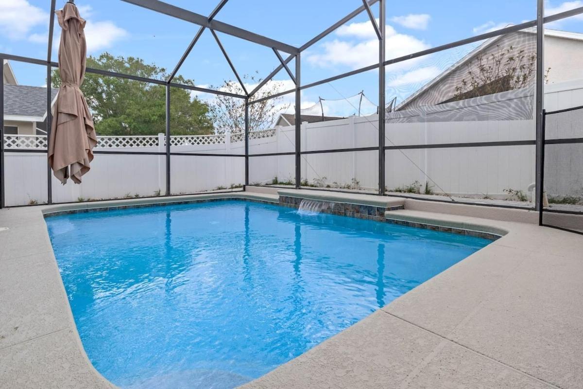 Wonderful Weston Hills Se Facing Pool Orlando