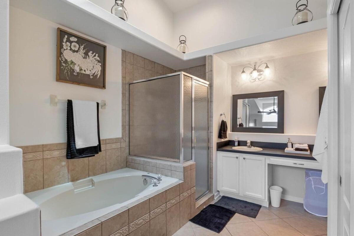 Wonderful Weston Hills Se Facing Pool Villa Orlando